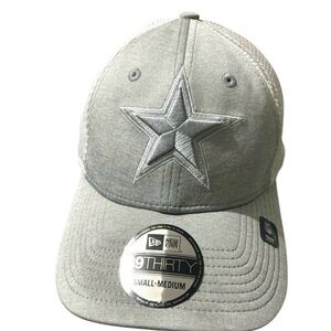 NWT New Era 39Thirty Dallas Cowboys Logo Gray Silver White Mesh Flex Hat MENS